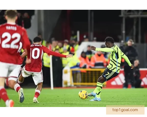 卡马文加闪耀欧冠联赛夜书写中场新王传奇篇章关键战役掌控节奏引领胜利